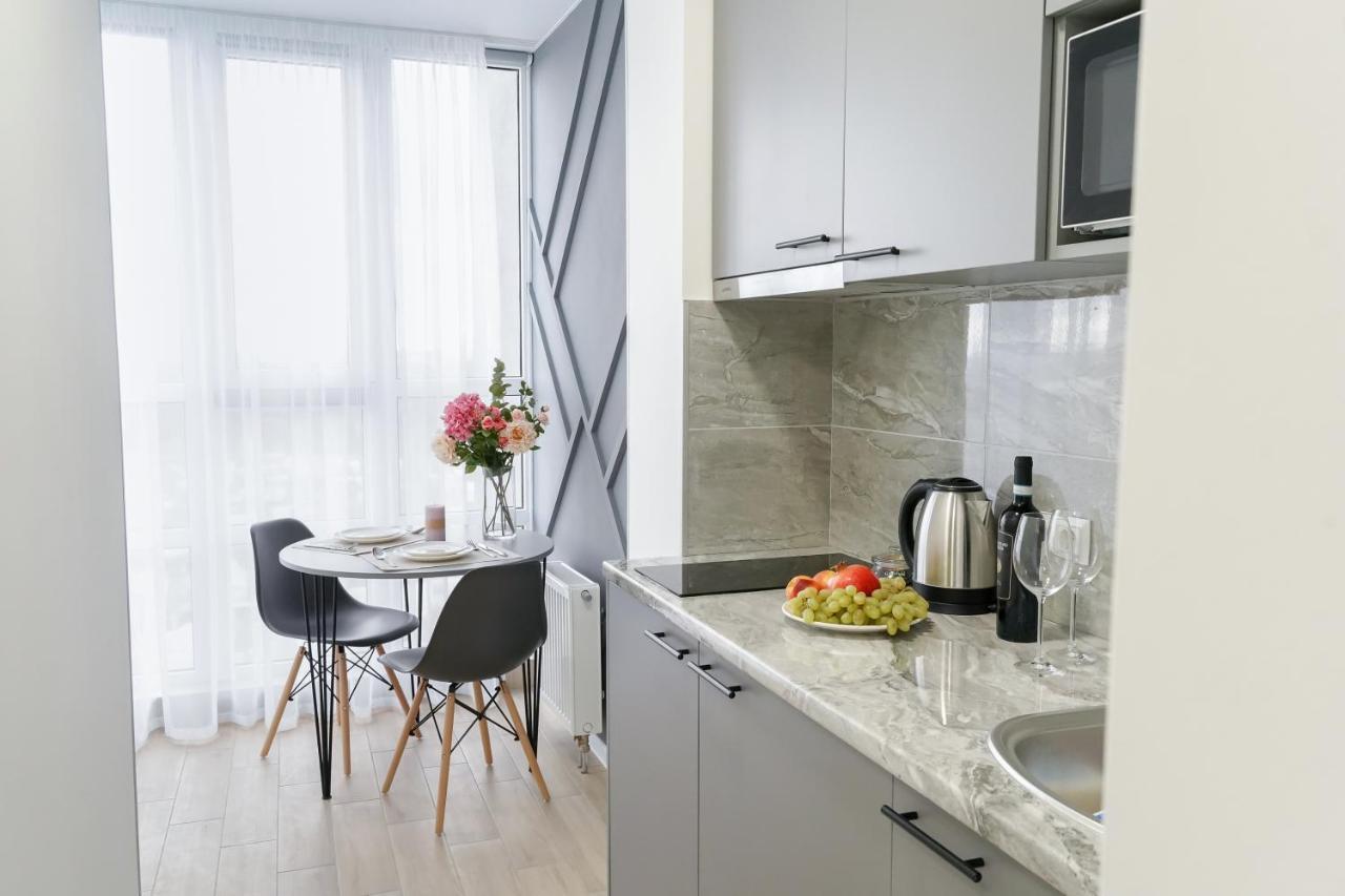Myfreedom Апартаменти Метро Бориспільська Kiev Bagian luar foto