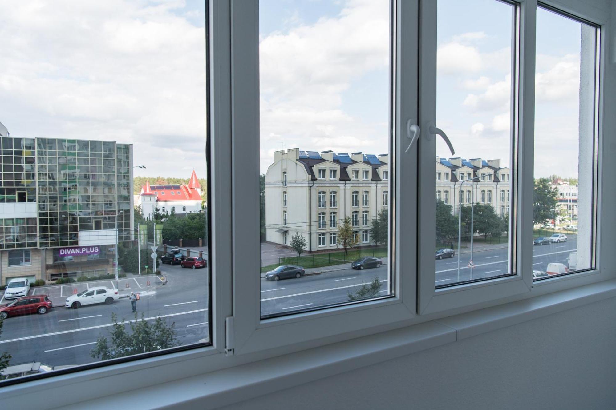Myfreedom Апартаменти Метро Бориспільська Kiev Bagian luar foto
